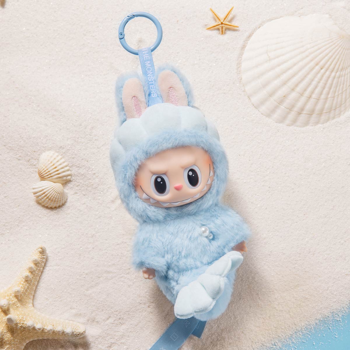 Labubu Hide and seek vinyl plush keychain - Exclusivité Singapour